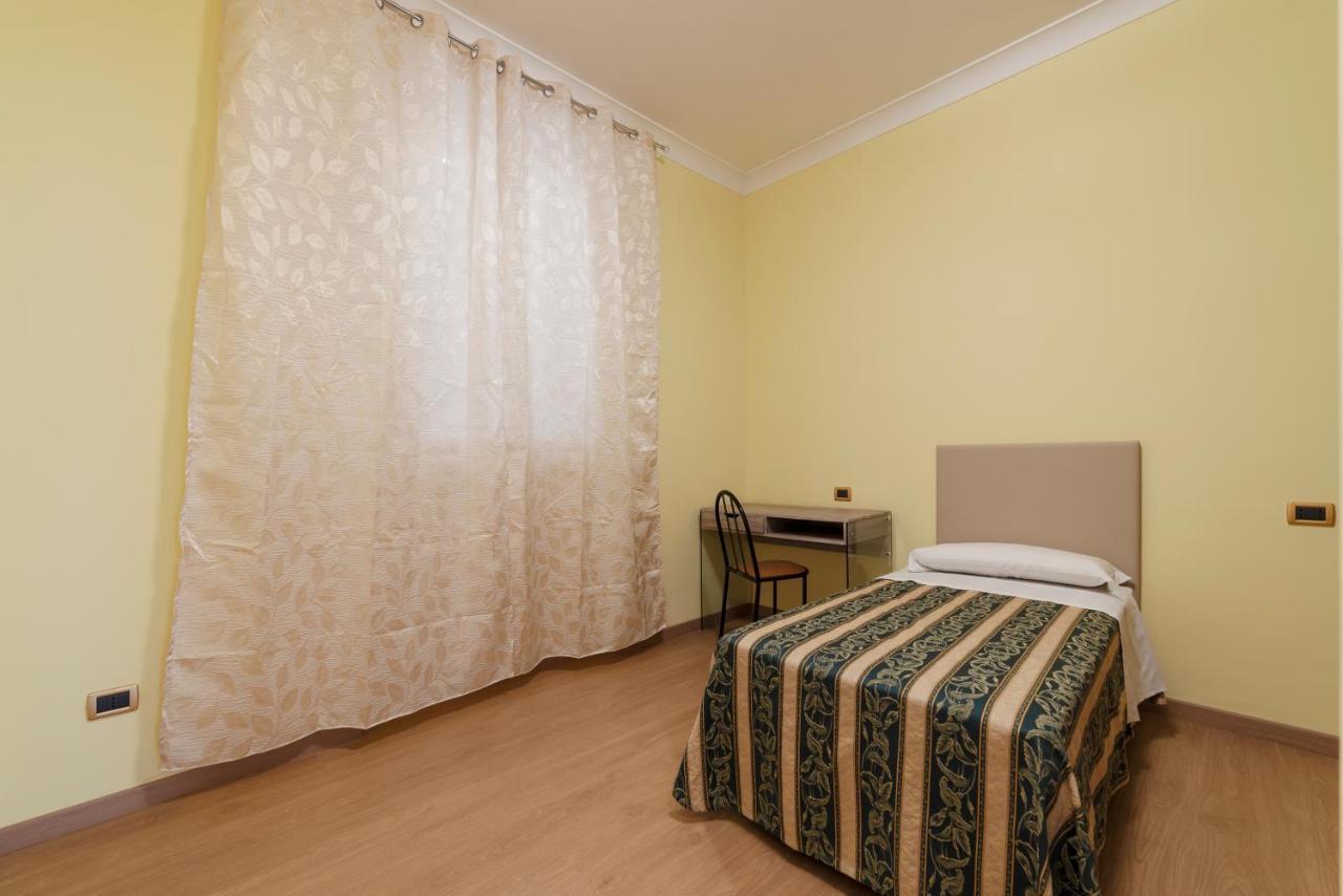 Termini Station Elegant And Roomy Apartment 罗马 外观 照片